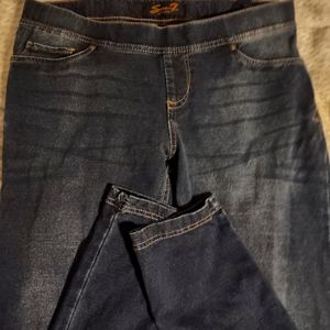 Seven7 women's jeans with elastic band